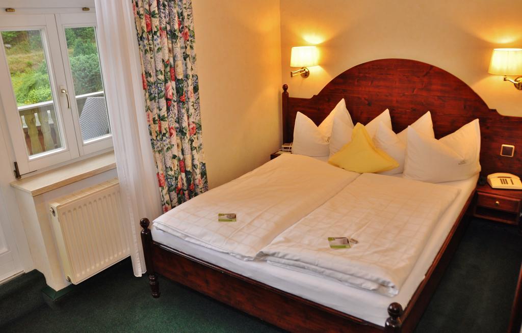 Flair-Hotel Waldfrieden Oberweißbach 외부 사진