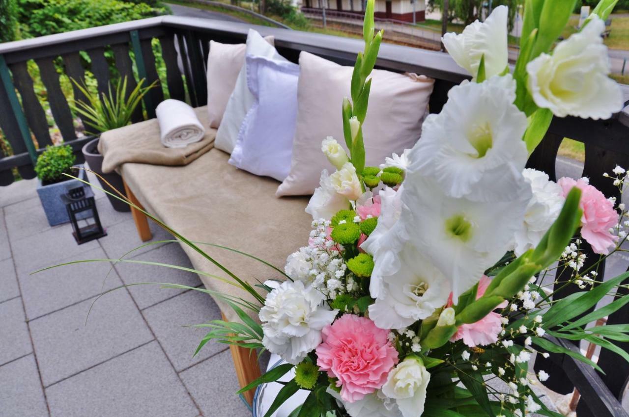 Flair-Hotel Waldfrieden Oberweißbach 외부 사진